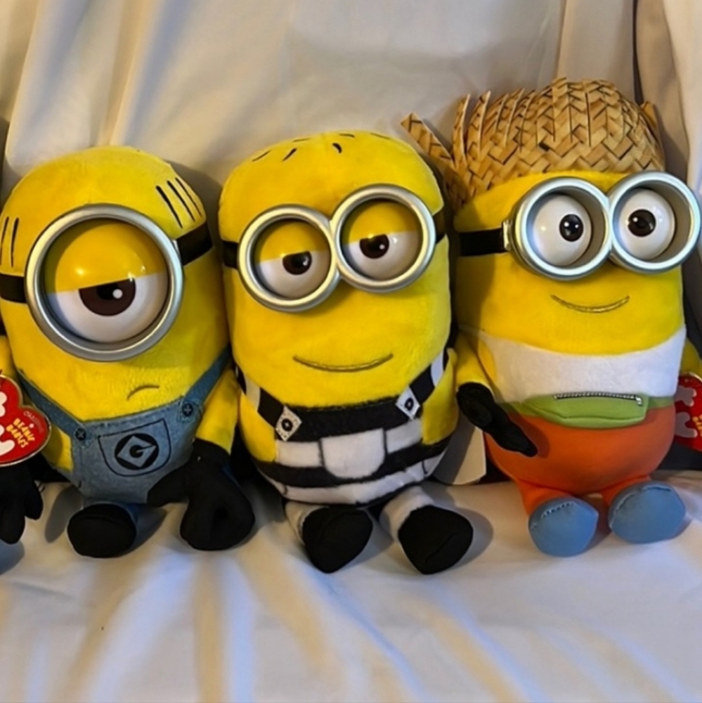Set of 3 minion TY beanie babies